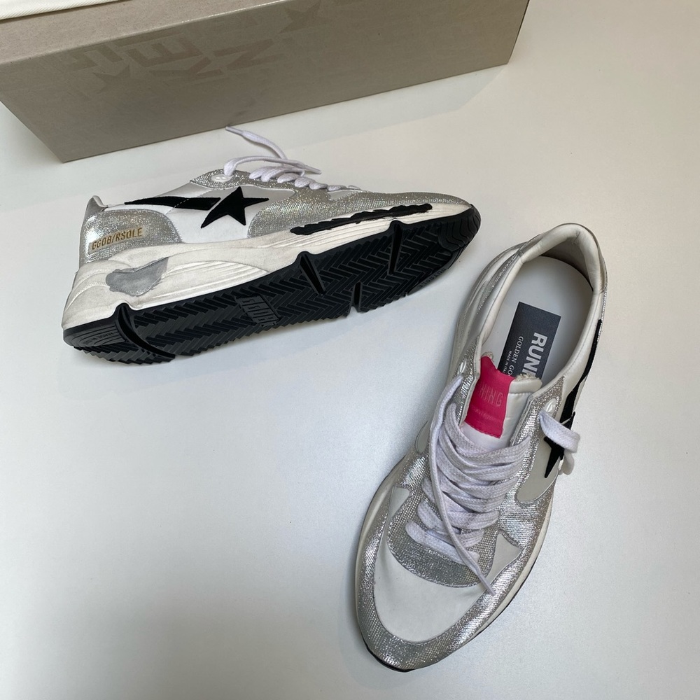 Golden Goose Running Sole Sneaker Silver/White/Black New in Box - Picture 4 of 9